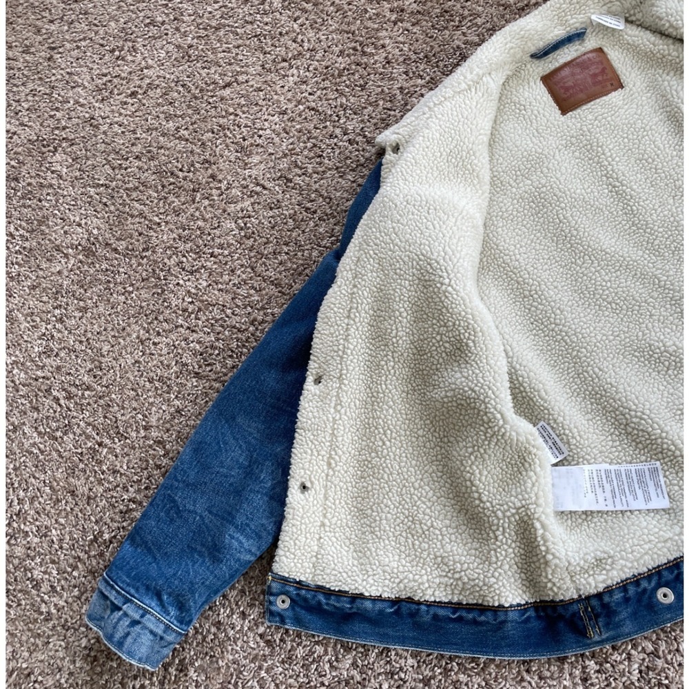 Levis Mens Sherpa Lined Denim Trucker Jacket Medium Wash Blue Size M 16365-0044 - Picture 8 of 12